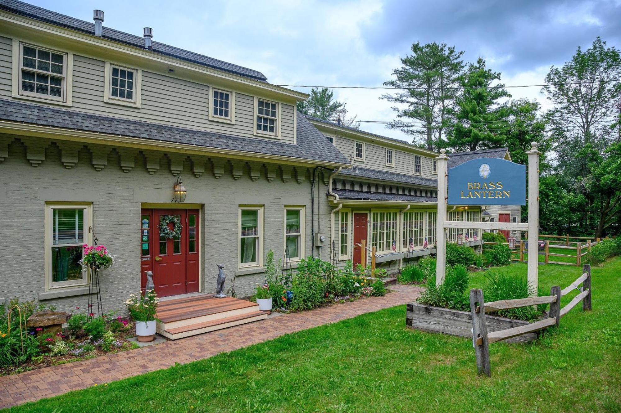Brass Lantern Inn 斯托 外观 照片